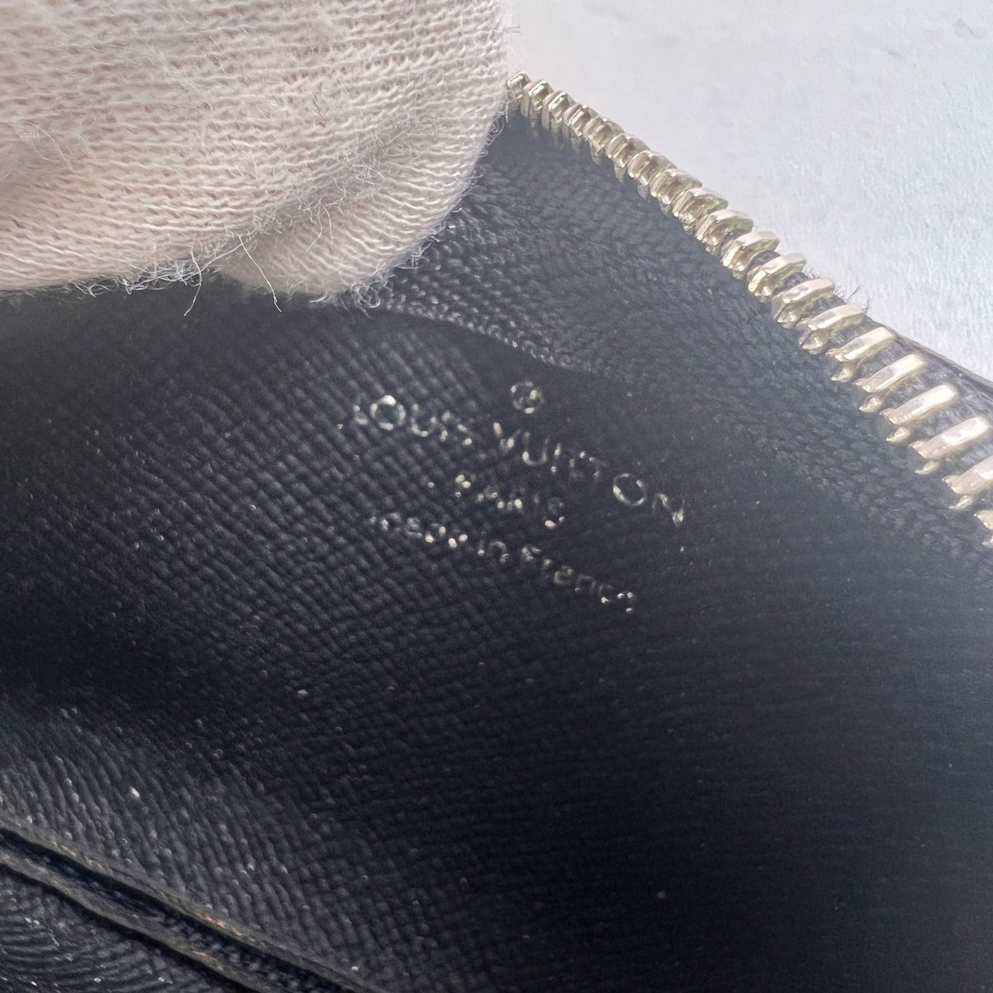 Louis Vuitton Gray Pouches A-15557