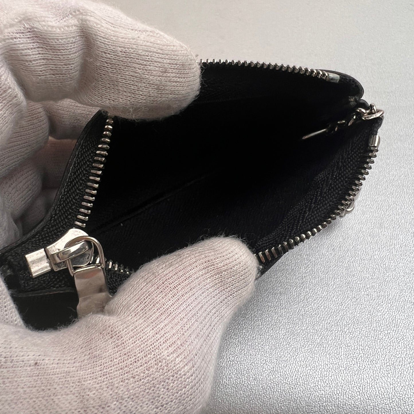 Louis Vuitton Gray Pouches A-15557