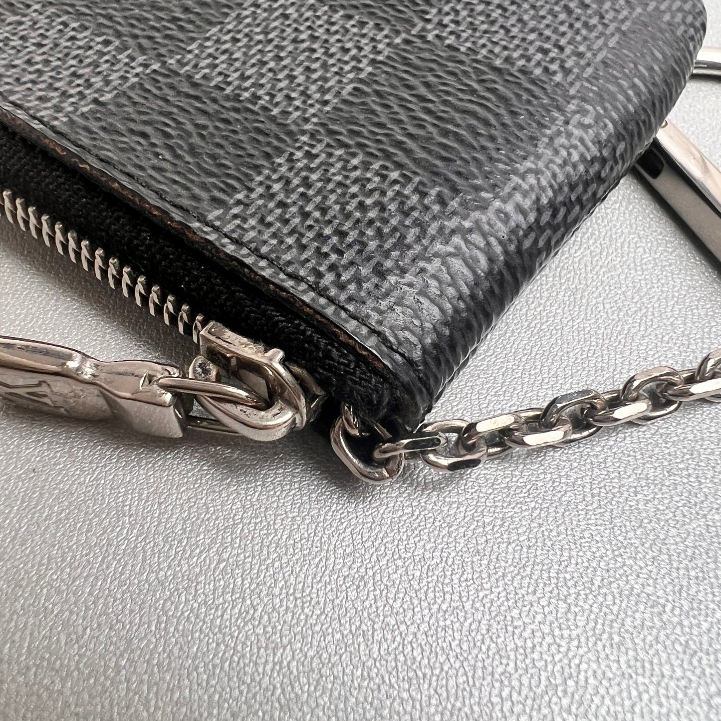 Louis Vuitton Gray Pouches A-15557