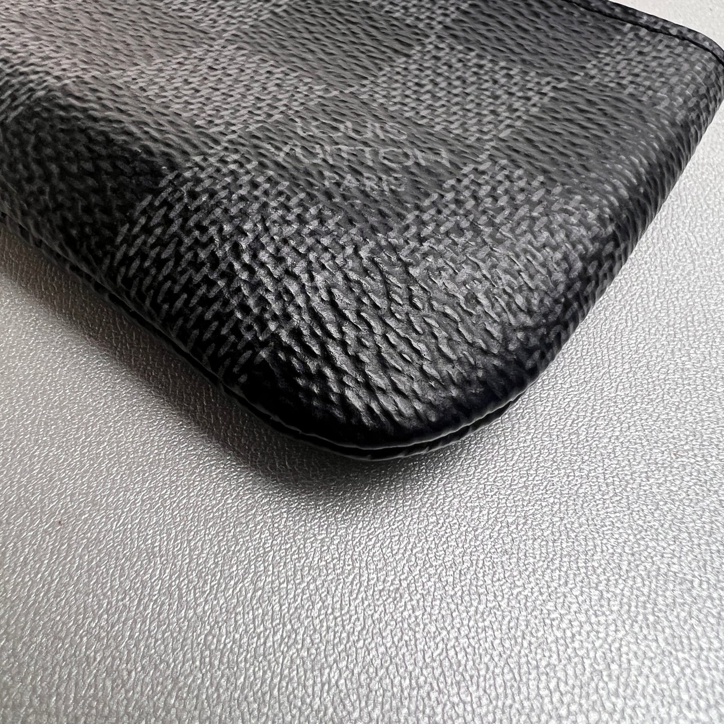 Louis Vuitton Gray Pouches A-15557