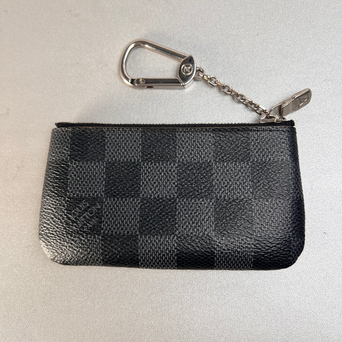 Louis Vuitton Gray Pouches A-15557