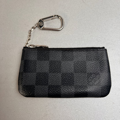 Louis Vuitton Gray Pouches A-15557