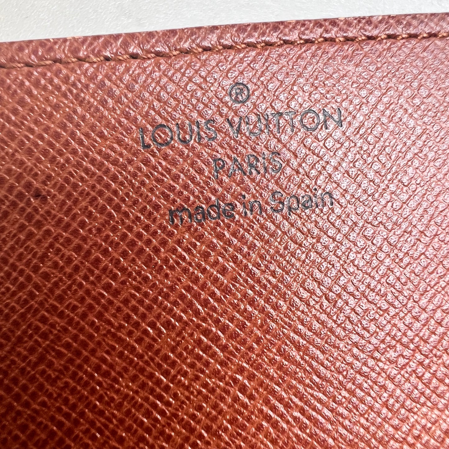 Louis Vuitton Brown Small goods A-15561