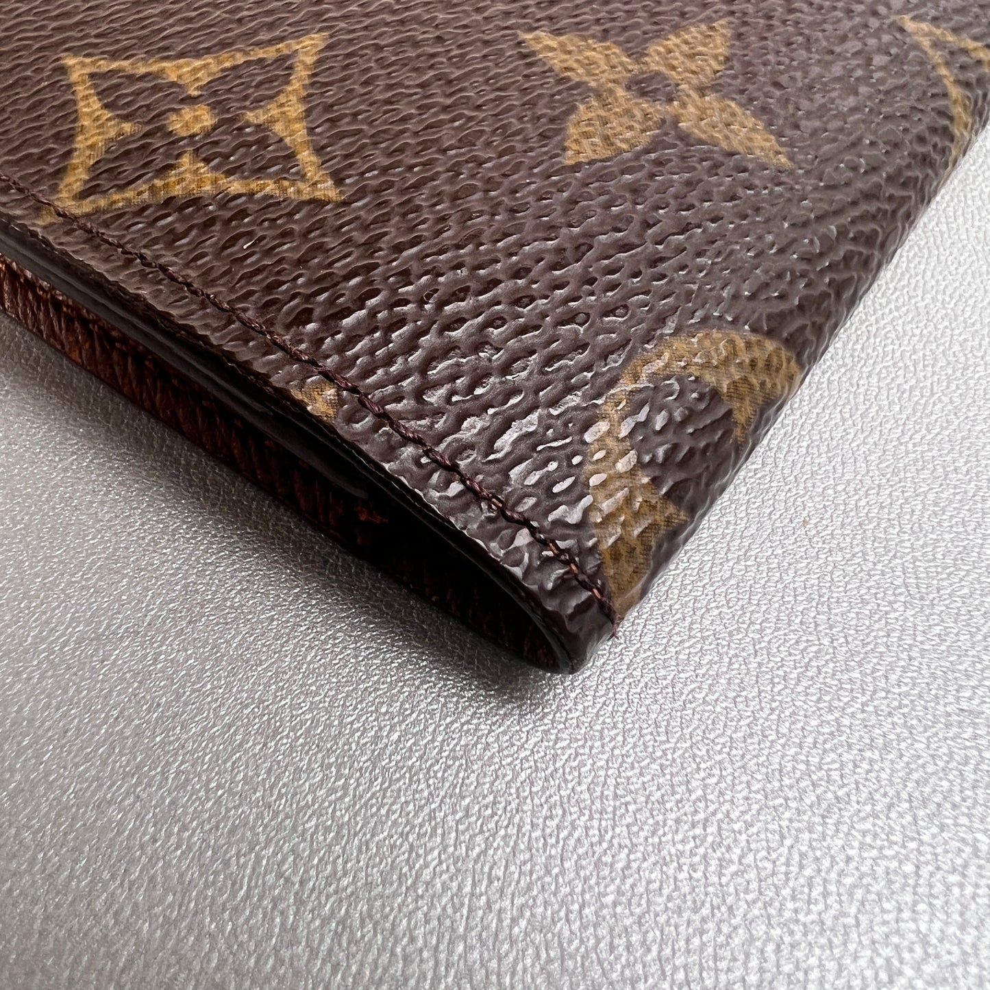 Louis Vuitton Brown Small goods A-15561