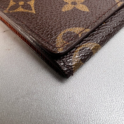 Louis Vuitton Brown Small goods A-15561