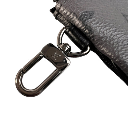 Louis Vuitton Gray Shoulder Bags A-15563