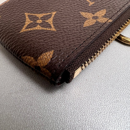Louis Vuitton Black Pouches A-15564