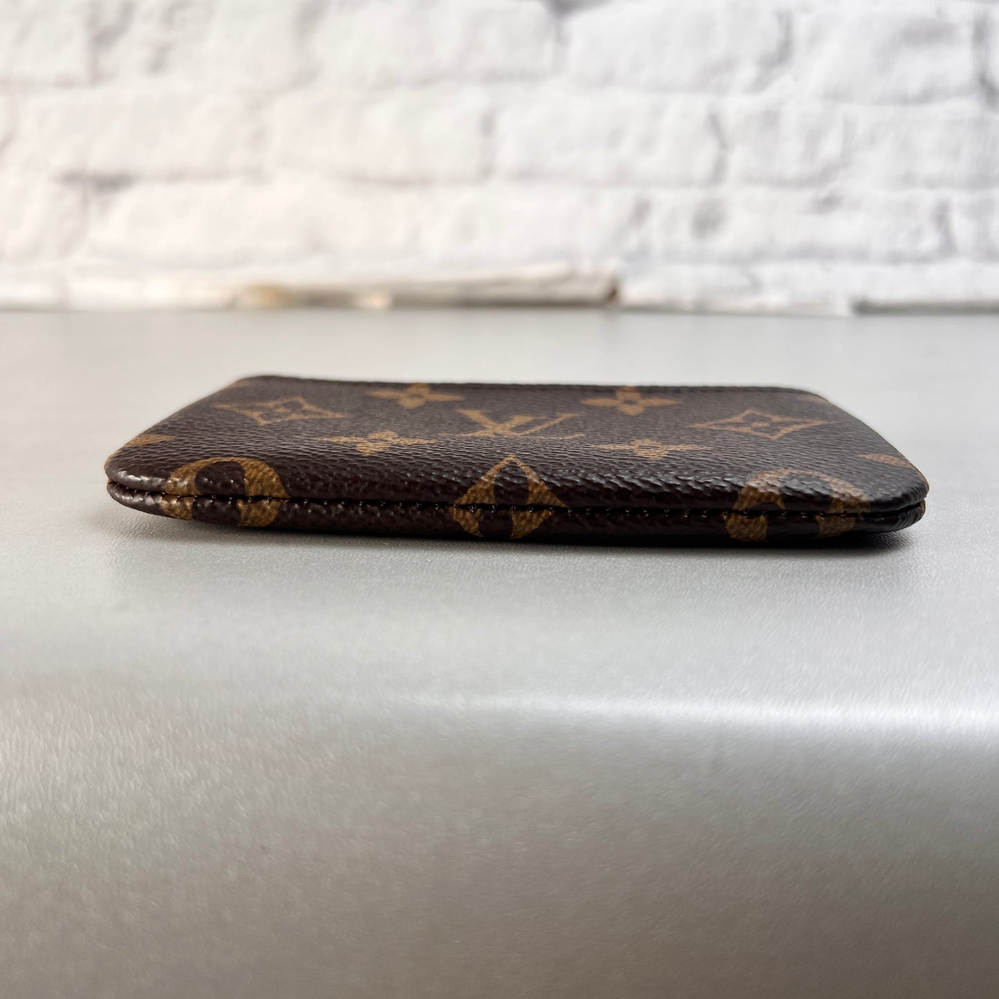 Louis Vuitton Black Pouches A-15564