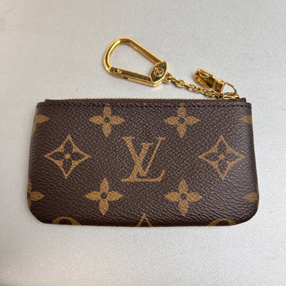 Louis Vuitton Black Pouches A-15564