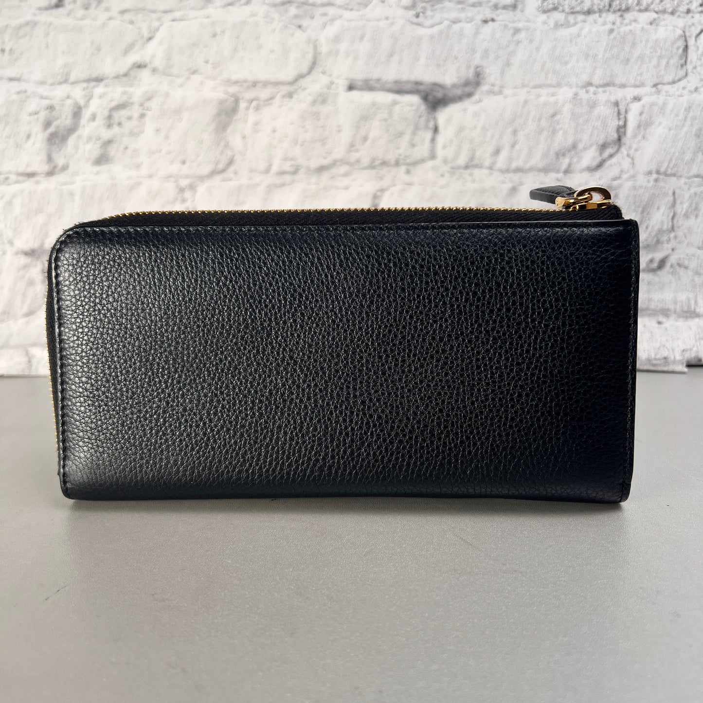 Prada Black Wallets A-15582