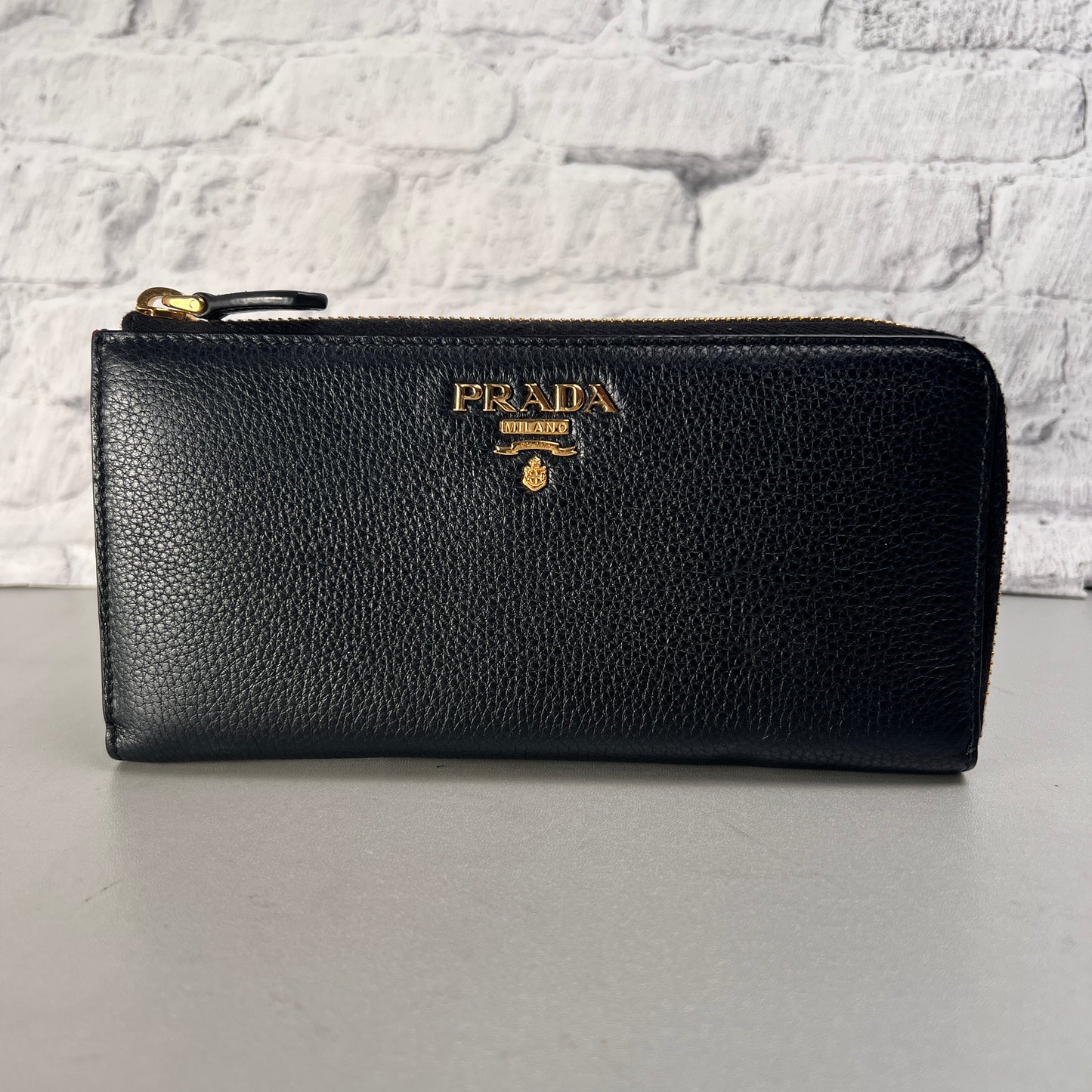 Prada Black Wallets A-15582