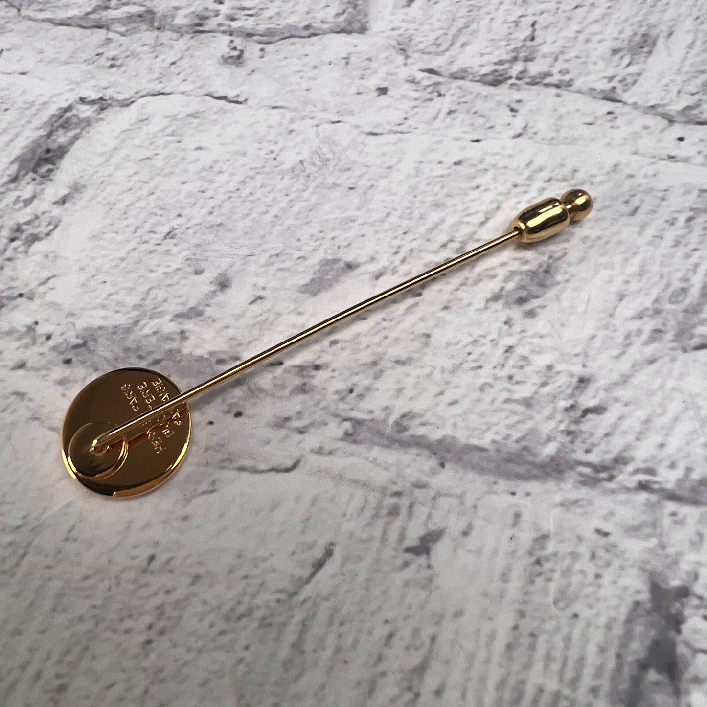 Hermes Gold Brooches A-15588