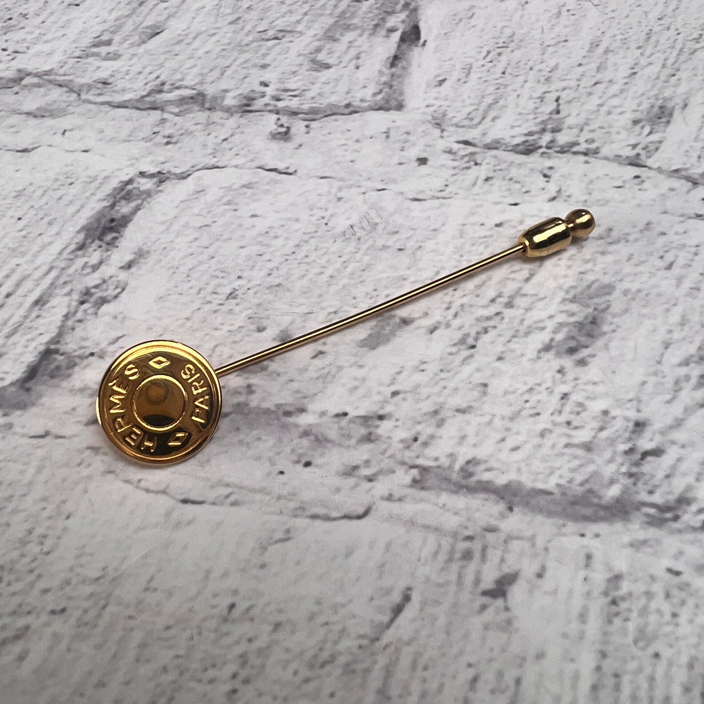 Hermes Gold Brooches A-15588
