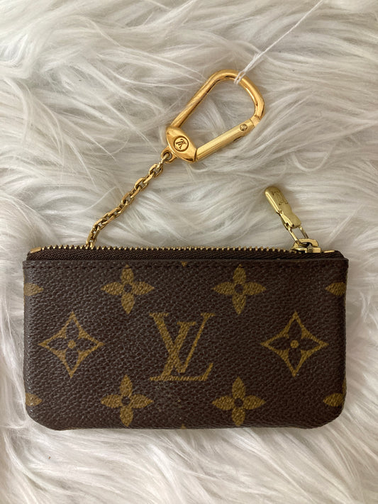 Louis Vuitton Brown Pouches A-15592