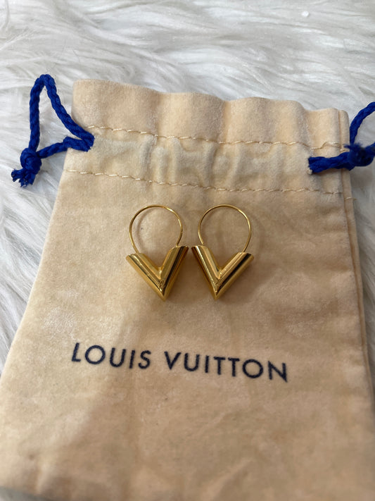 Louis Vuitton Gold Earrings A-15611
