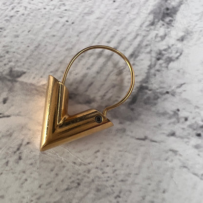 Louis Vuitton Gold Earrings A-15611