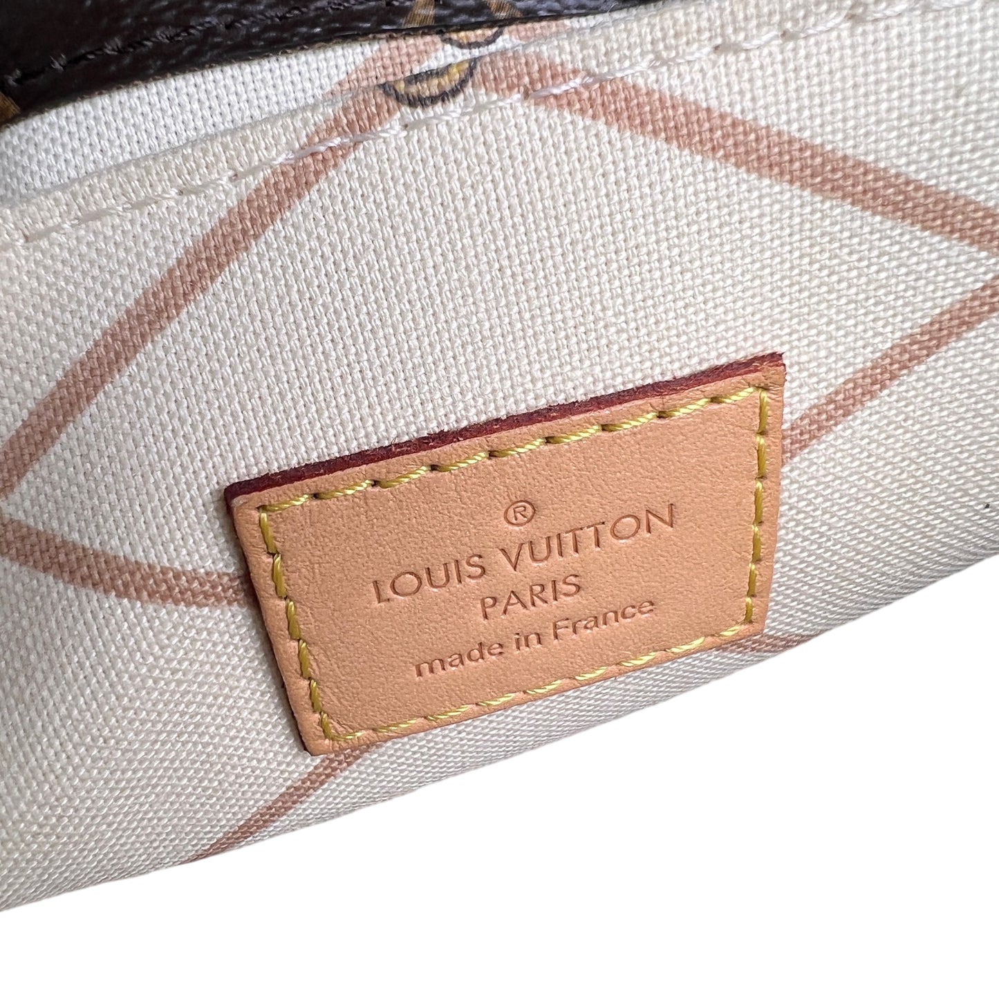 Louis Vuitton Brown Handle Bags A-15619