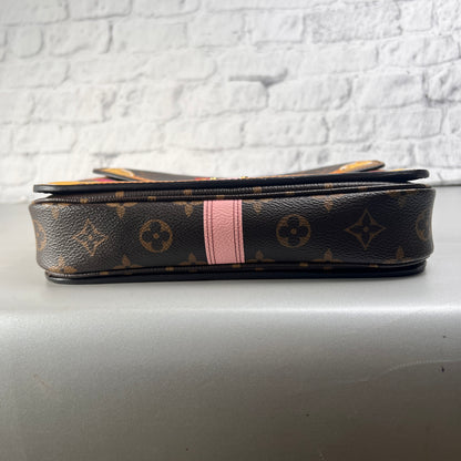 Louis Vuitton Brown Handle Bags A-15619