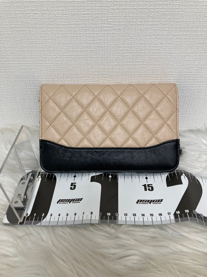 Chanel Beige Shoulder Bags A-15627