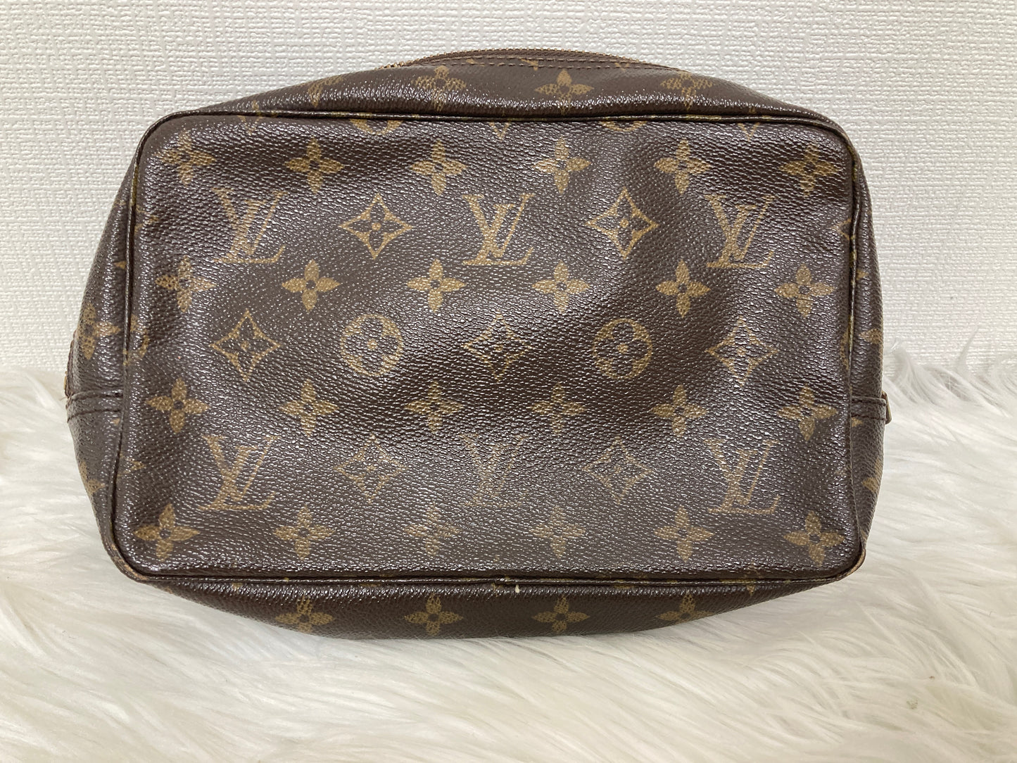 Louis Vuitton Brown Pouches A-15631