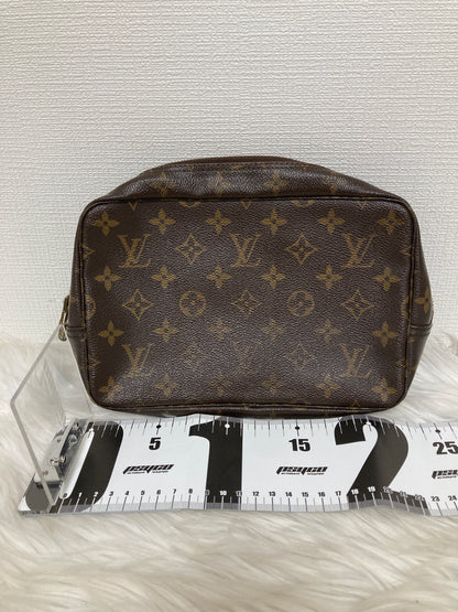 Louis Vuitton Brown Pouches A-15631