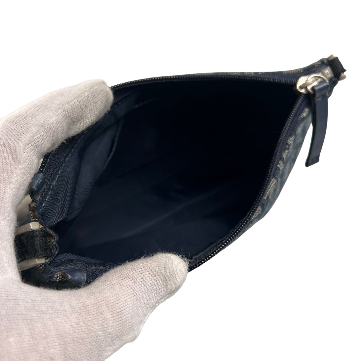 Dior Navy Shoulder Bags A-15640