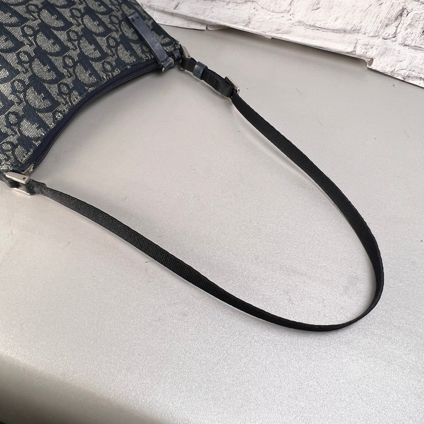 Dior Navy Shoulder Bags A-15640