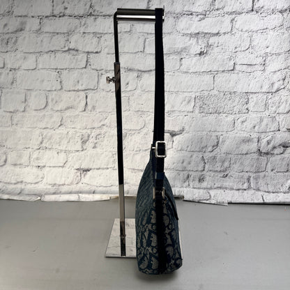 Dior Navy Shoulder Bags A-15640