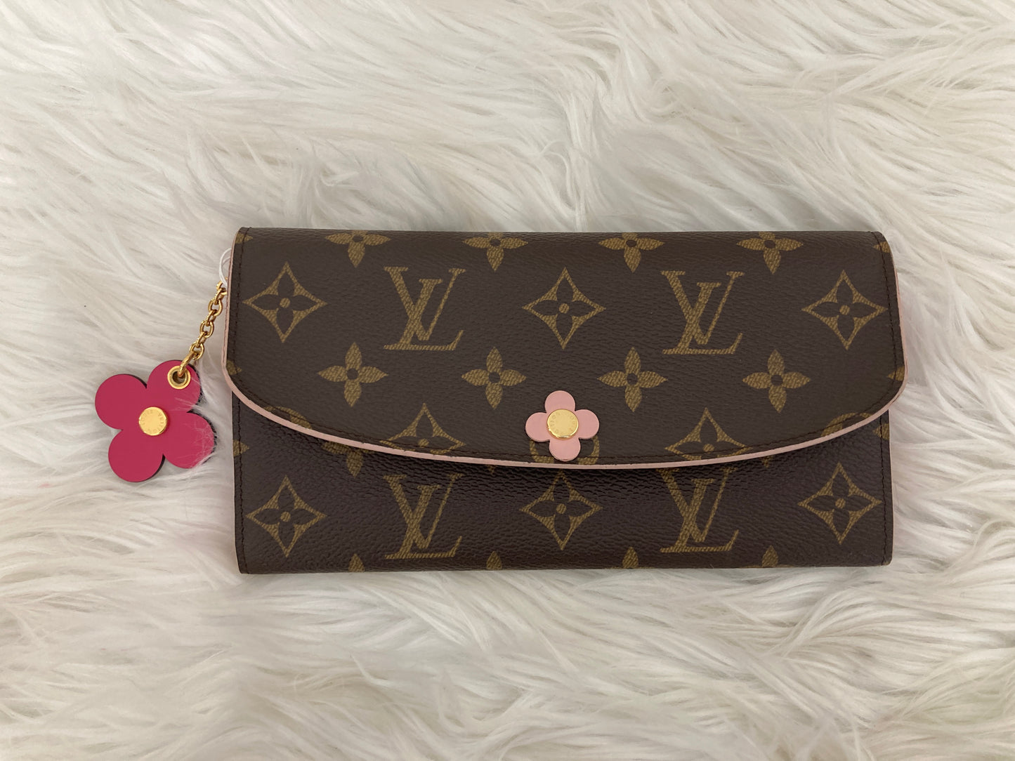 Louis Vuitton Brown Wallets A-15641