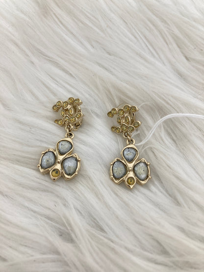 Chanel Gold Earrings A-15644