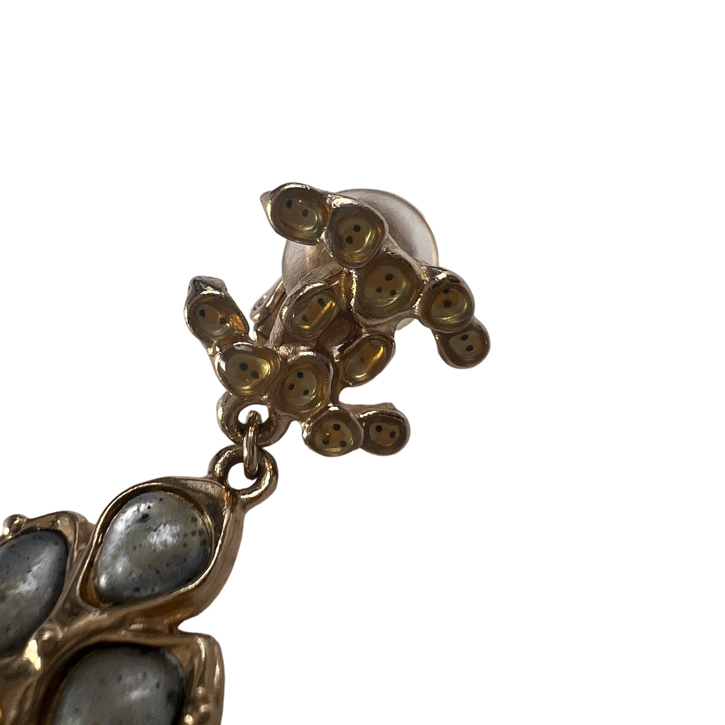 Chanel Gold Earrings A-15644