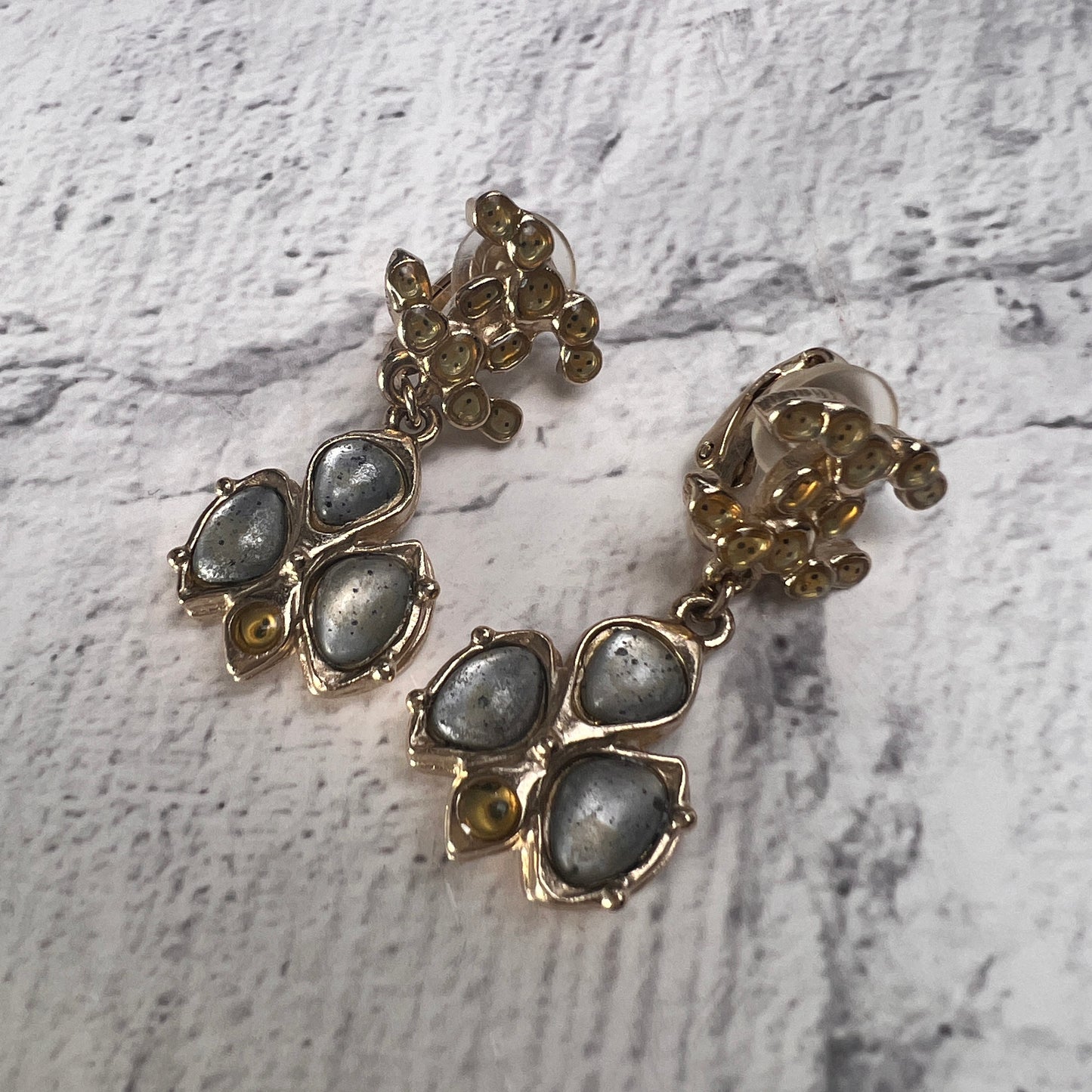 Chanel Gold Earrings A-15644