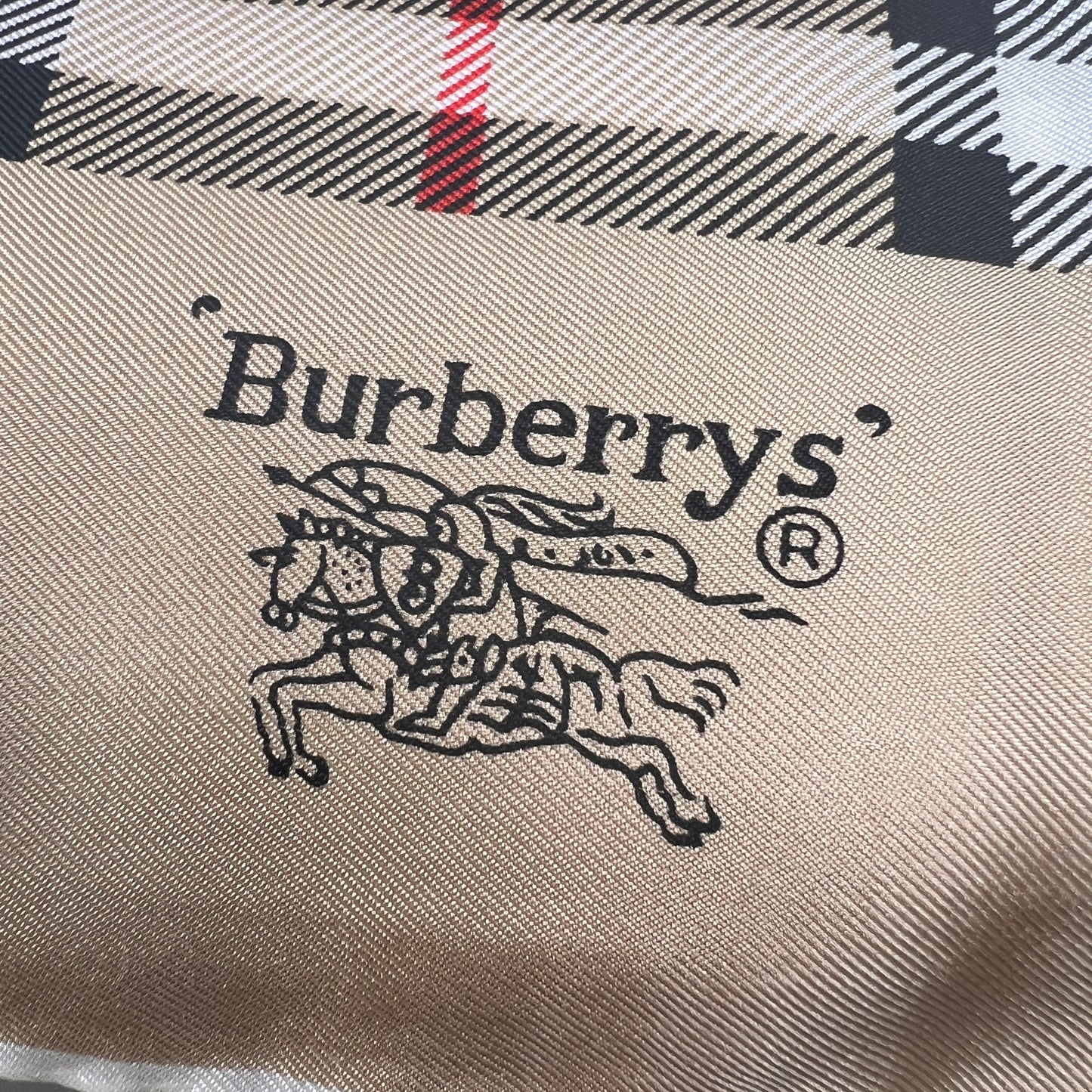 Burberry Beige Scarves A-15648