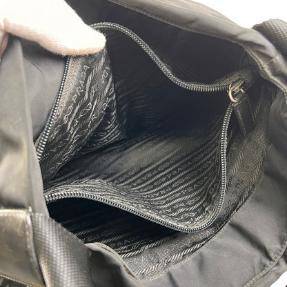 Prada Black Shoulder Bags A-15674