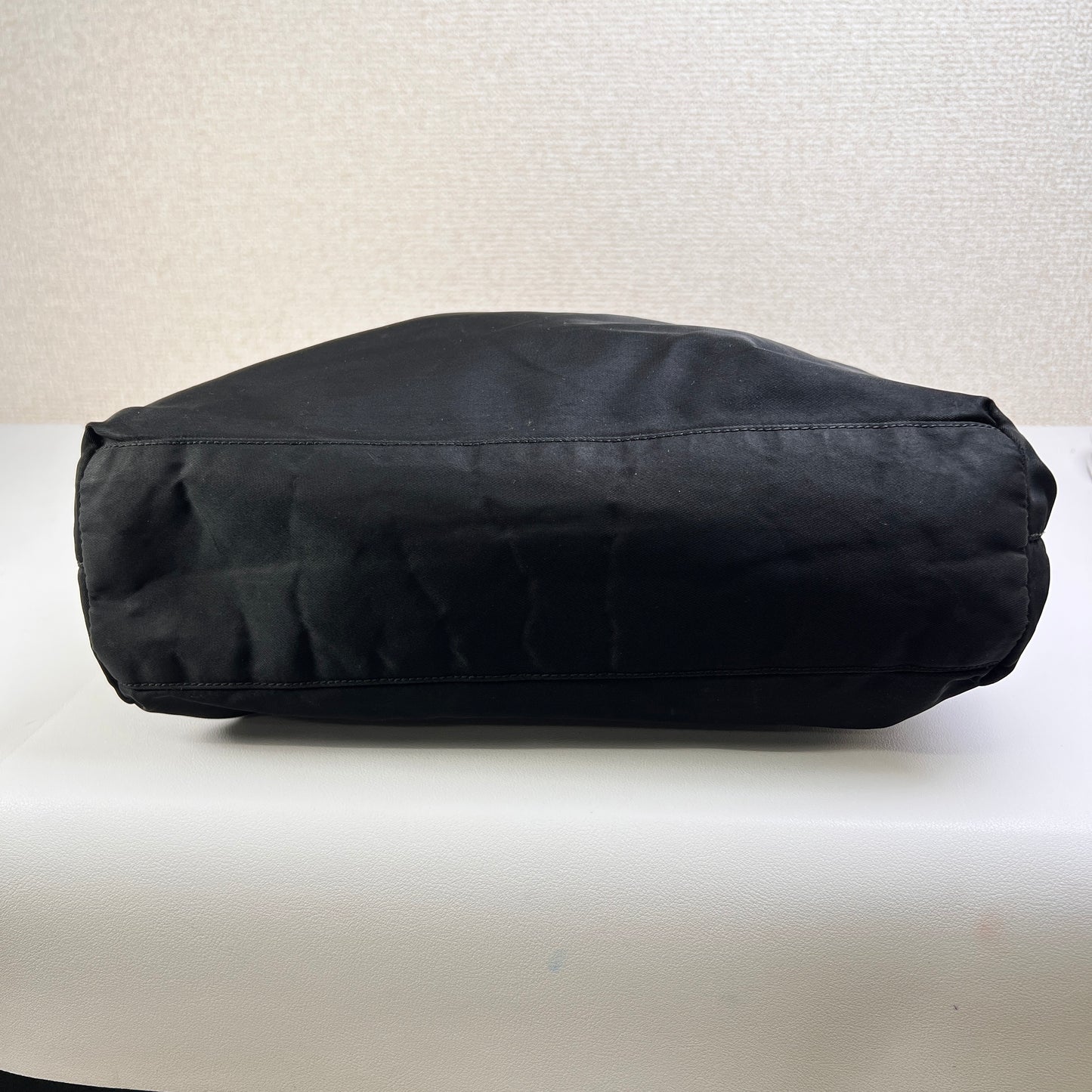 Prada Black Shoulder Bags A-15674