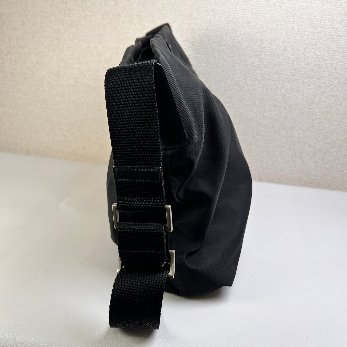 Prada Black Shoulder Bags A-15674