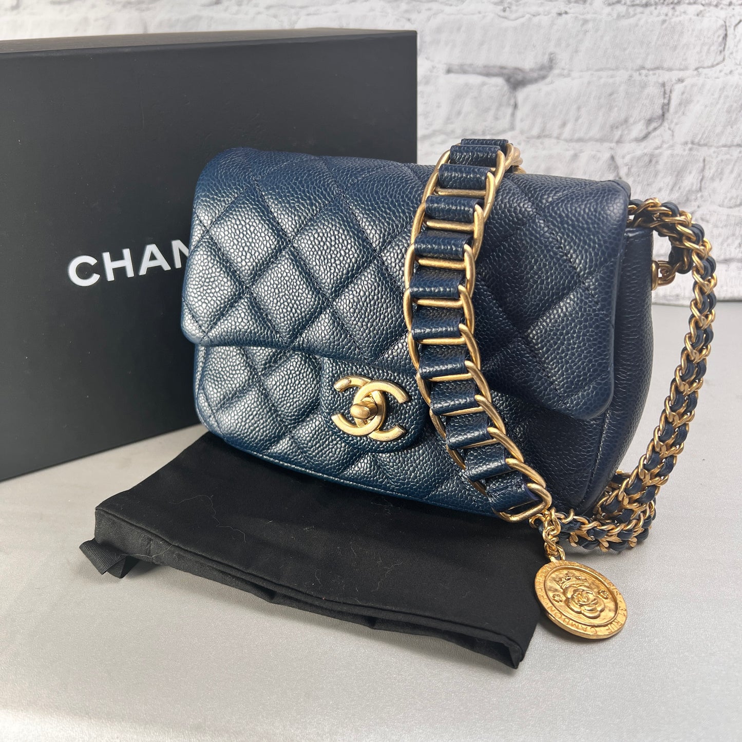 Chanel Navy Shoulder Bags A-15678