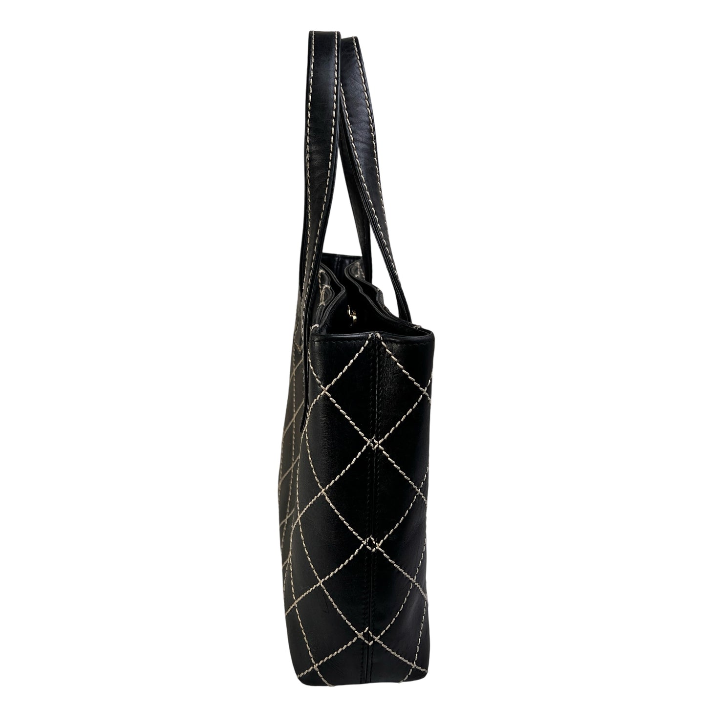 Chanel Black Tote Bags A-15680