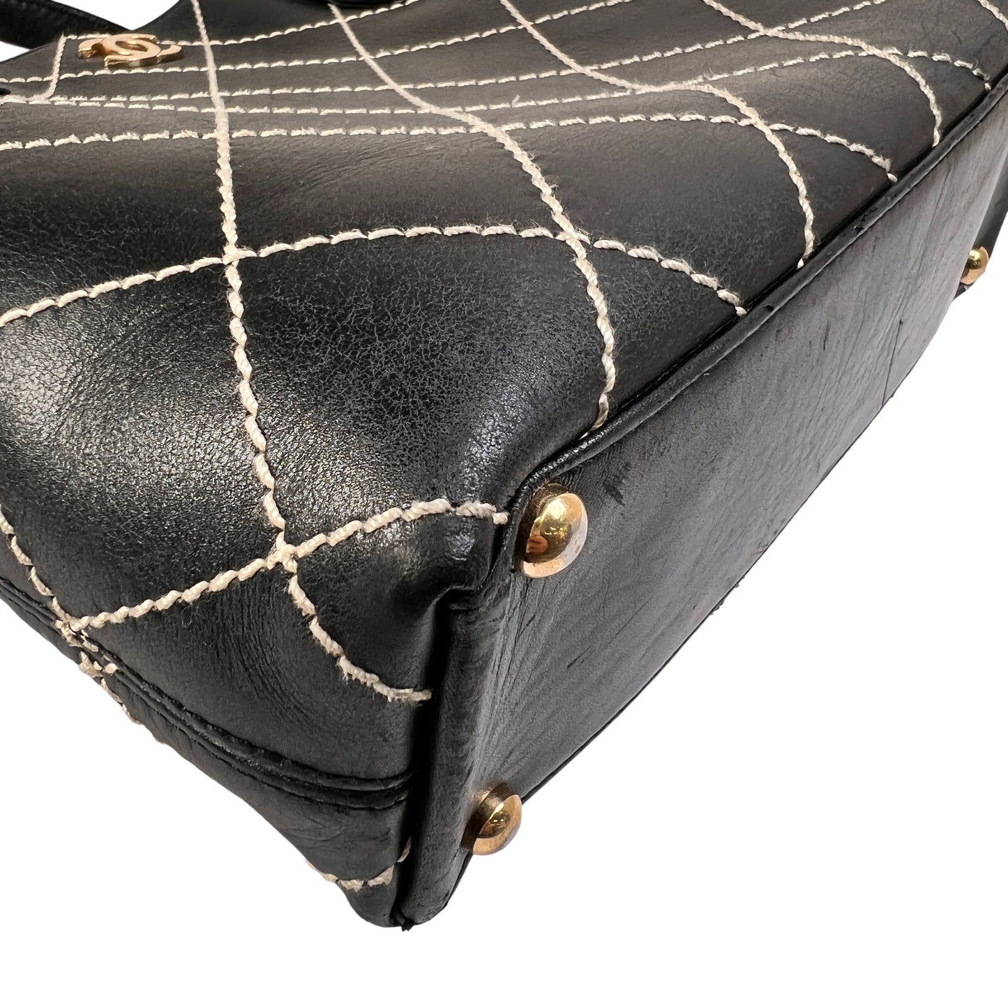 Chanel Black Tote Bags A-15680