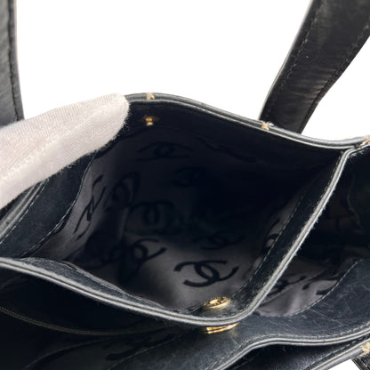 Chanel Black Tote Bags A-15680