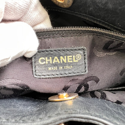 Chanel Black Tote Bags A-15680