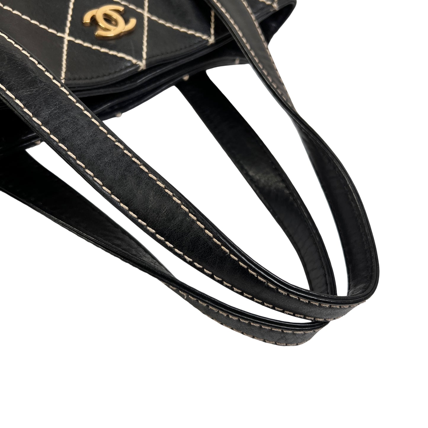 Chanel Black Tote Bags A-15680