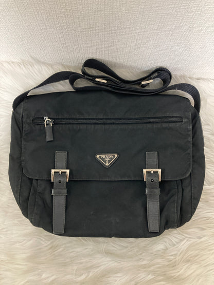 Prada Black Shoulder Bags A-15682