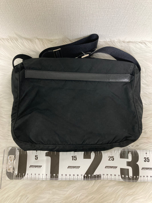 Prada Black Shoulder Bags A-15682