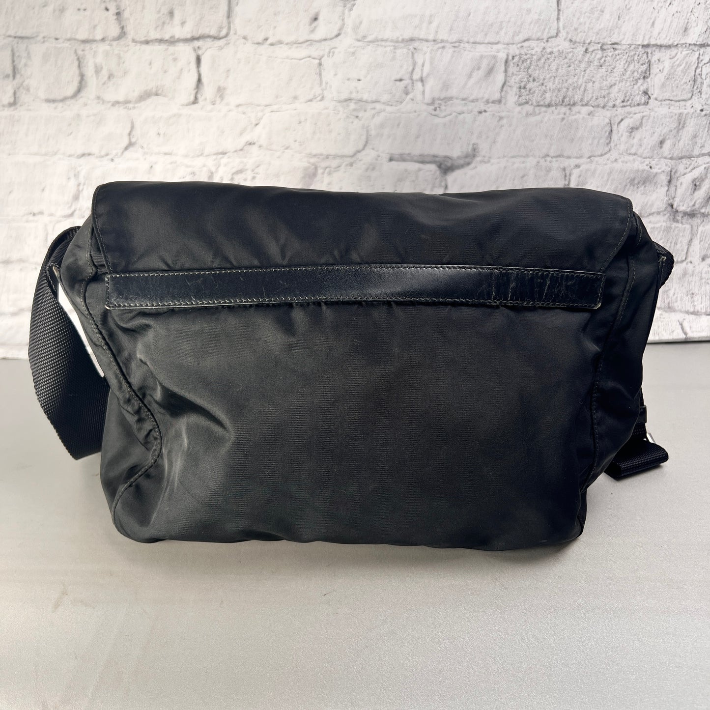 Prada Black Shoulder Bags A-15682