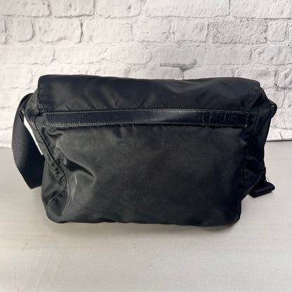 Prada Black Shoulder Bags A-15682