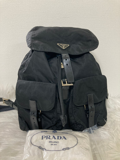 Prada Black Handle Bags A-15702