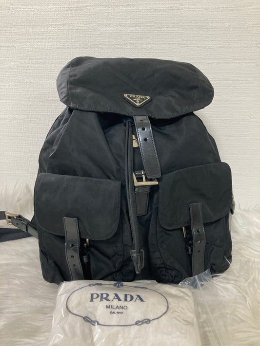 Prada Black Handle Bags A-15702