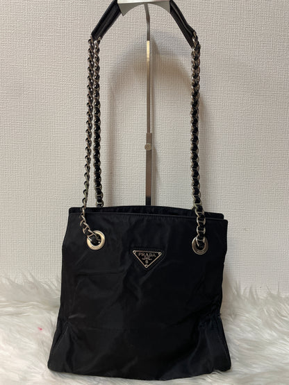 Prada Black Shoulder Bags A-15704