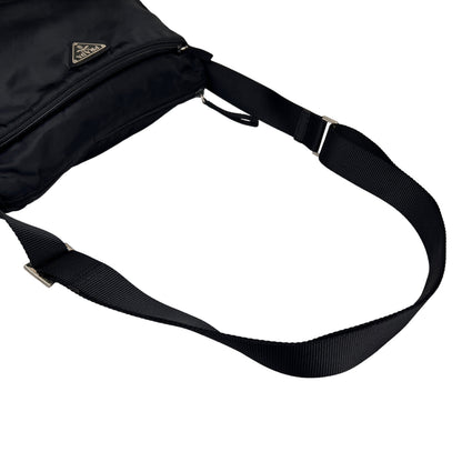 Prada Black Handle Bags A-15707